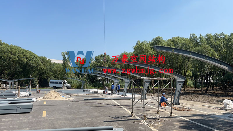 寧波大學(xué)北大門停車場遮陽棚改造提升工程