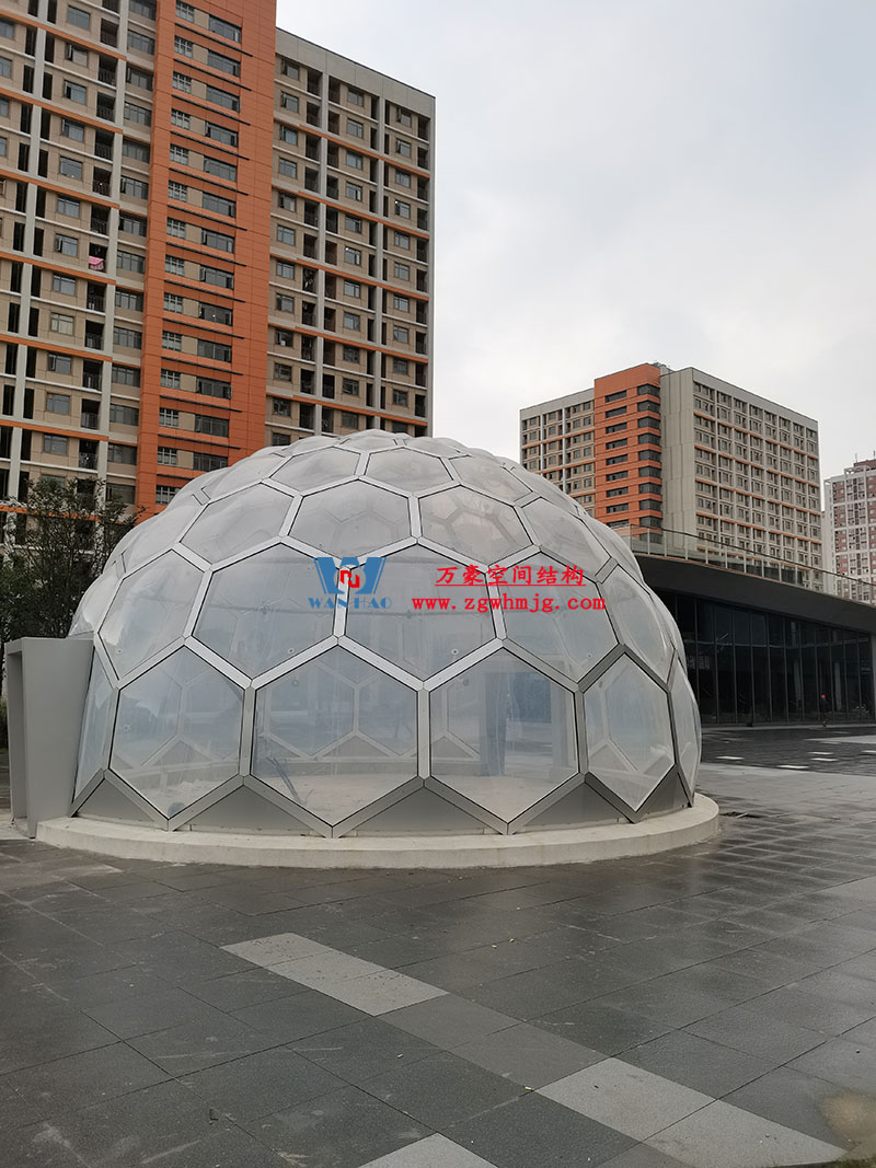 etfe膜結(jié)構(gòu)產(chǎn)品為何如此受歡迎？萬豪ETFE膜結(jié)構(gòu)公司為什么會得到大家的信賴？
