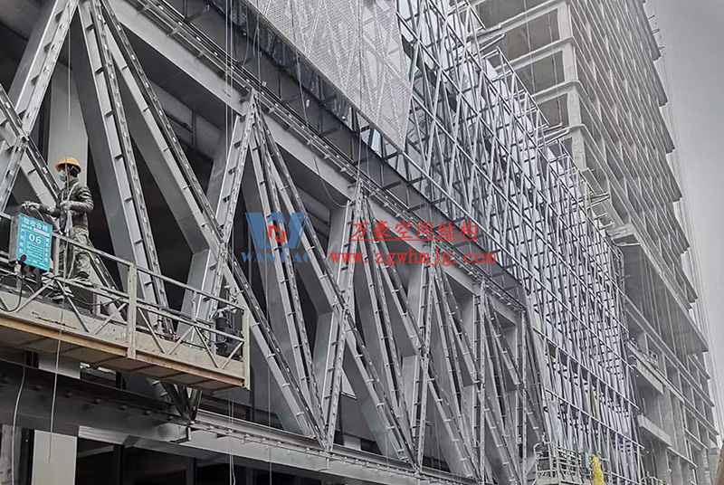 成都中建錦源匯膜結構工程項目現(xiàn)場施工進展