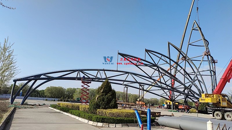 芳菲四月，共鑒美好！陜西定邊馬蓮灘沙漠公園鋼膜結構工程最新進展播報