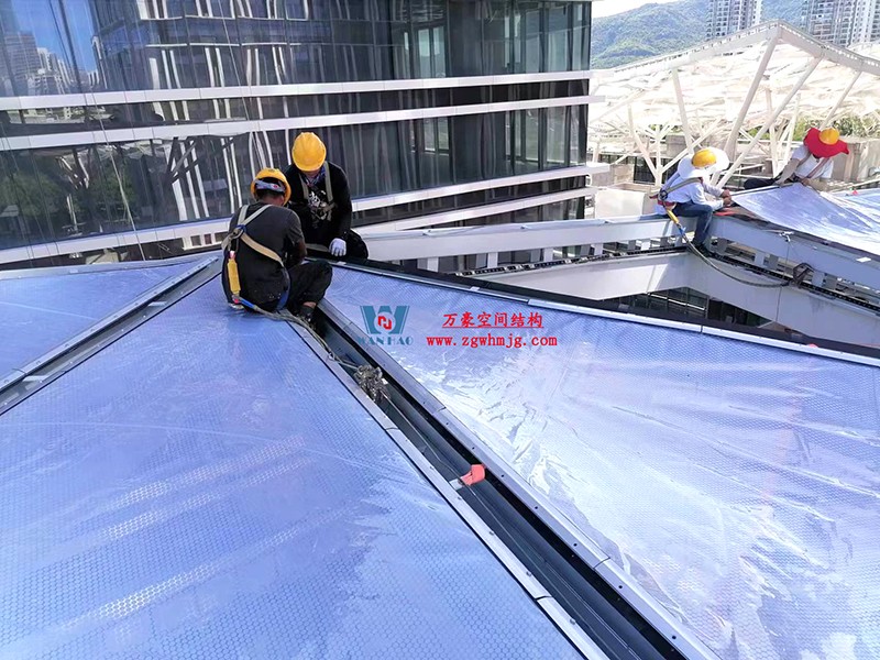 縱使烈日炎炎，腳步從未止歇！海南這個ETFE氣枕膜項目施工進度有最新消息