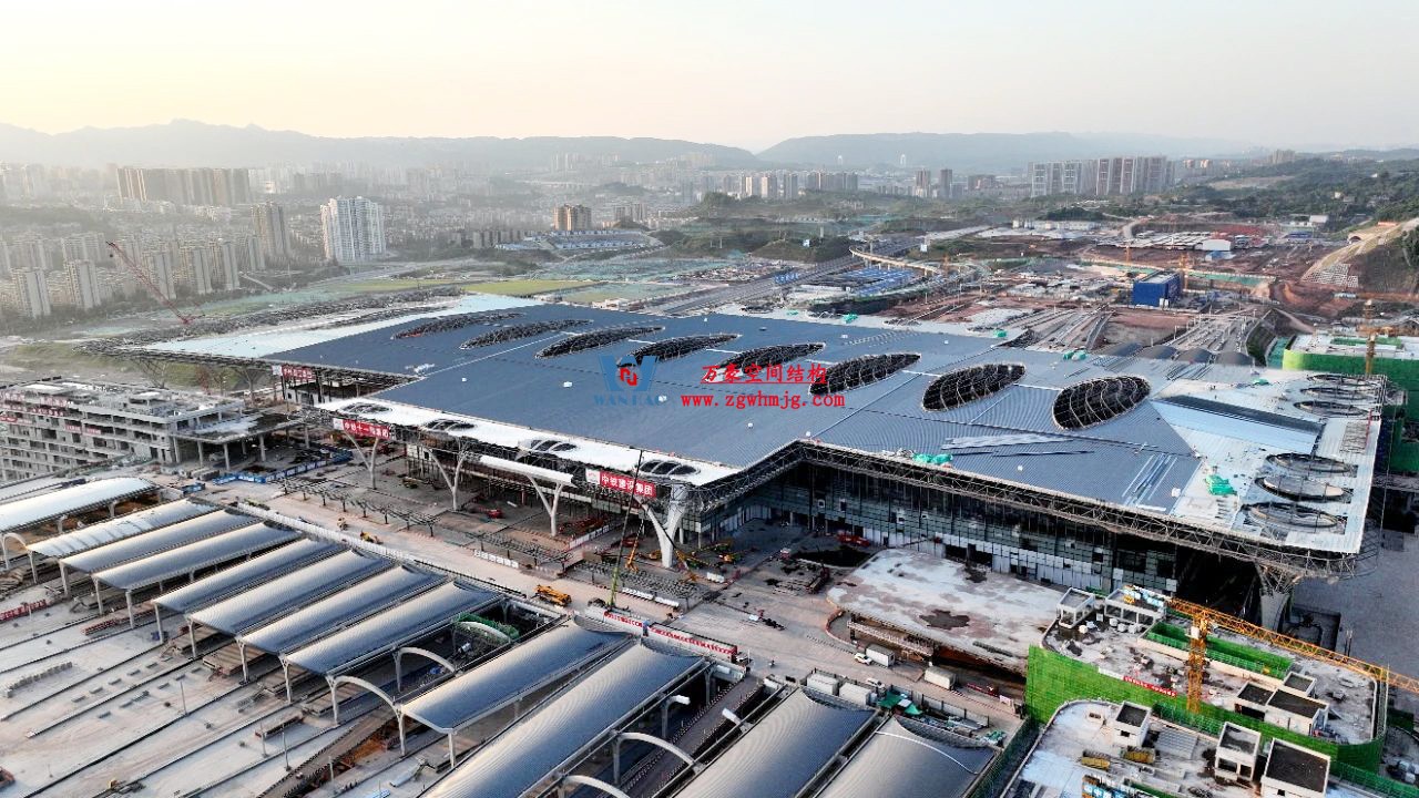 重慶東站站房正在加速建設(shè)，全力繪就項(xiàng)目新篇章