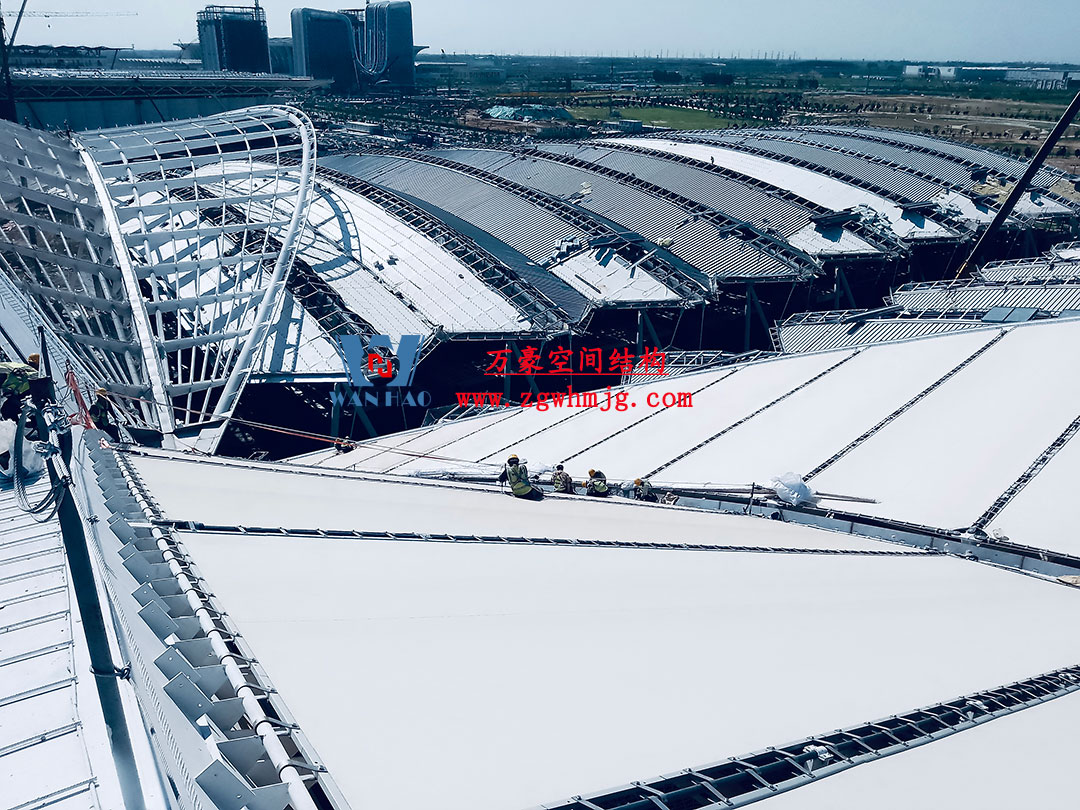 鄭州中原高鐵港數(shù)字展貿(mào)城ETFE PTFE膜結(jié)構(gòu)項目