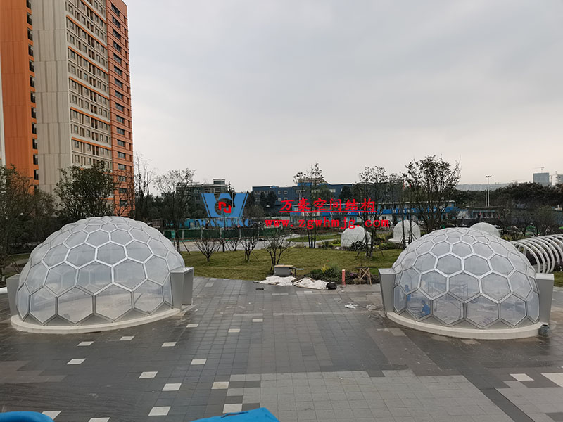 etfe膜結(jié)構(gòu)產(chǎn)品為何如此受歡迎？萬豪ETFE膜結(jié)構(gòu)公司為什么會(huì)得到大家的信賴？