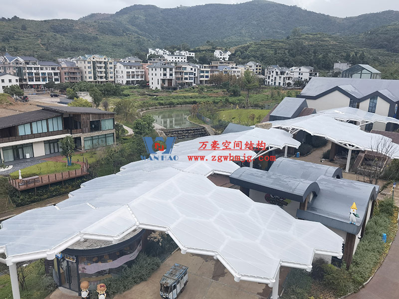 ETFE膜結(jié)構(gòu)建筑有哪些優(yōu)勢？ETFE膜結(jié)構(gòu)材料對比其他材料有哪些優(yōu)點？